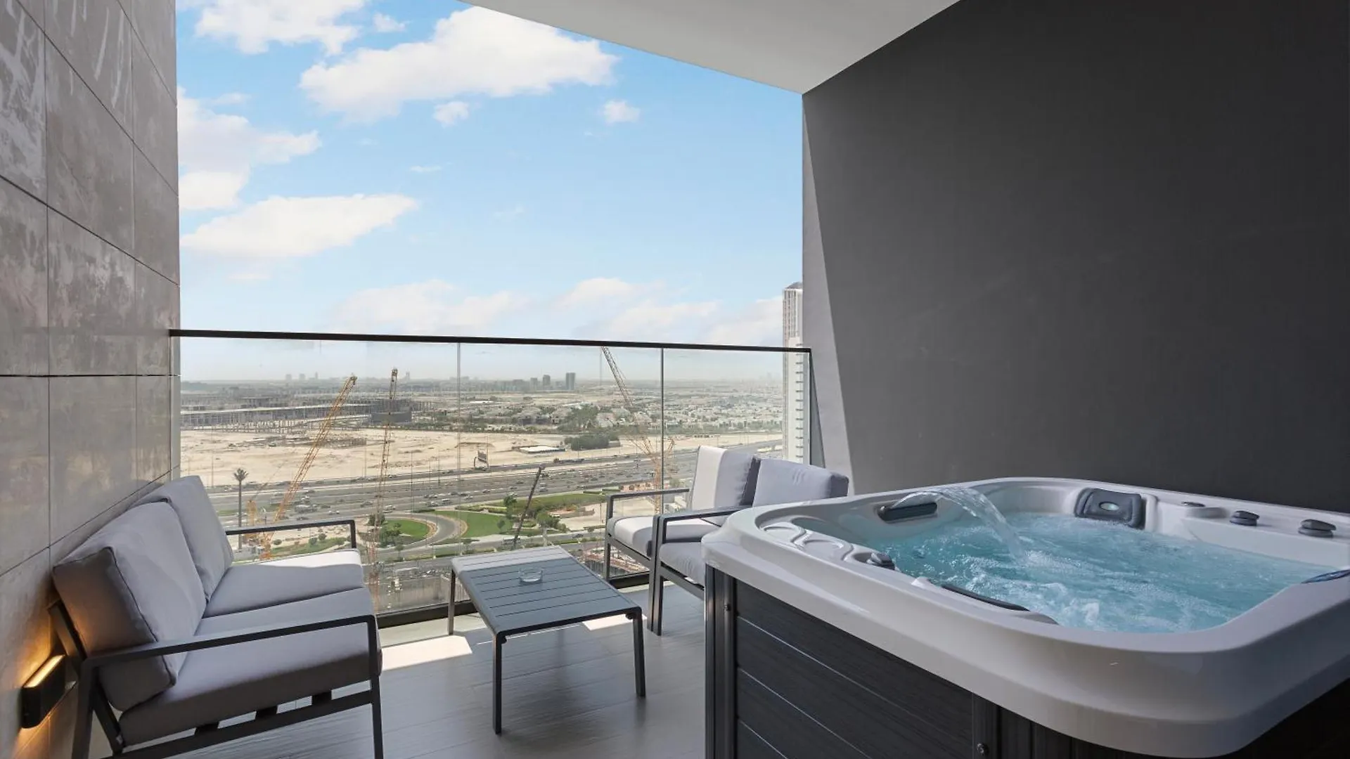 Stunning Studio With Private Jacuzzi In Trillionaire Dubai Vereinigte Arabische Emirate